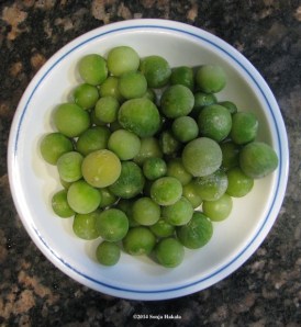 Green cherry tomatoes frozen for web